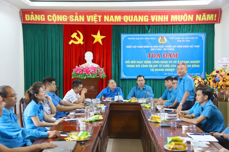 Công đoàn các Khu kinh tế tỉnh tổ chức các hoạt động chào mừng ngày thành lập Công đoàn Việt Nam